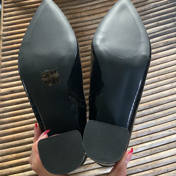 Nasty Gal Crocodile Booties - Picture 2 of 5